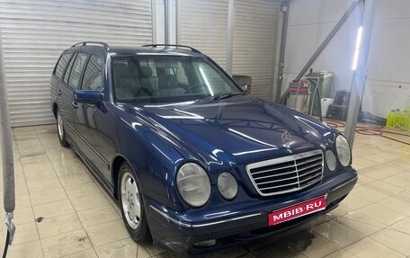 Mercedes-Benz E-Класс, 1999 год, 530 000 рублей, 1 фотография