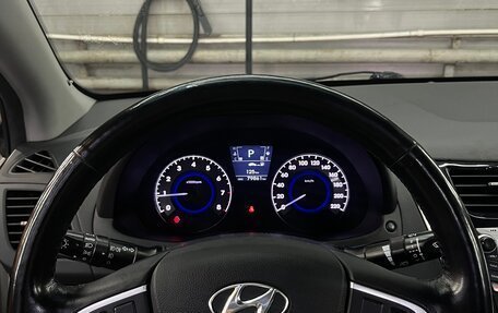 Hyundai Solaris II рестайлинг, 2013 год, 1 200 000 рублей, 8 фотография