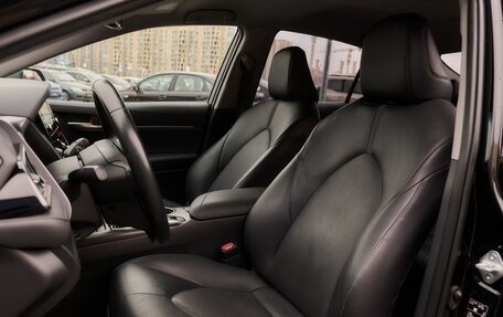 Toyota Camry, 2021 год, 2 423 000 рублей, 12 фотография