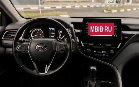 Toyota Camry, 2021 год, 2 423 000 рублей, 15 фотография