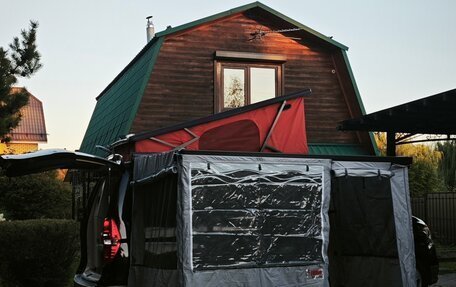 Hyundai Grand Starex Grand Starex I рестайлинг 2, 2020 год, 5 500 000 рублей, 6 фотография