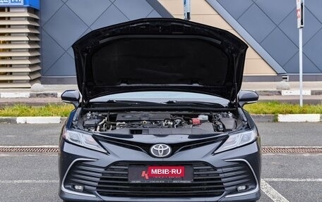 Toyota Camry, 2021 год, 2 423 000 рублей, 19 фотография