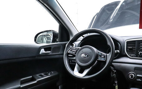 KIA Sportage IV рестайлинг, 2019 год, 2 148 000 рублей, 16 фотография