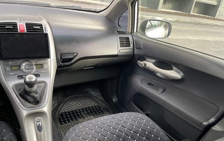 Toyota Auris II, 2007 год, 399 000 рублей, 15 фотография