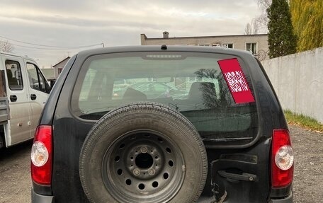 Chevrolet Niva I рестайлинг, 2020 год, 230 000 рублей, 4 фотография