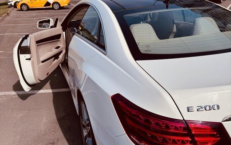 Mercedes-Benz E-Класс, 2015 год, 3 300 000 рублей, 7 фотография