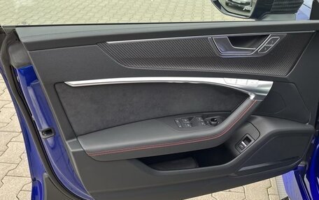 Audi RS 7, 2023 год, 19 000 000 рублей, 16 фотография