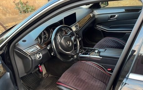 Mercedes-Benz E-Класс, 2013 год, 2 050 000 рублей, 10 фотография