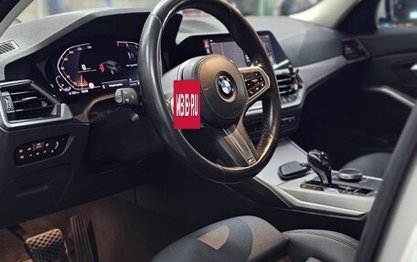 BMW 3 серия, 2019 год, 3 200 000 рублей, 16 фотография