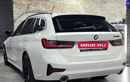 BMW 3 серия, 2019 год, 3 200 000 рублей, 14 фотография