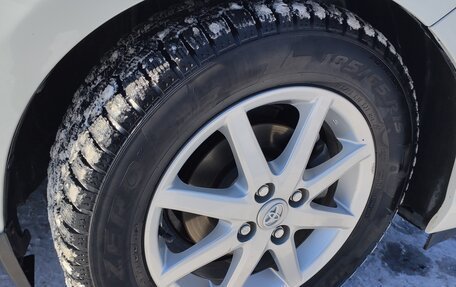 Toyota Aqua I, 2013 год, 730 000 рублей, 10 фотография