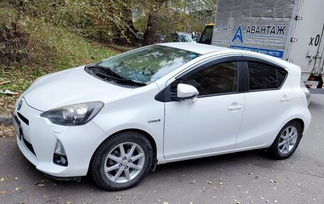 Toyota Aqua I, 2013 год, 730 000 рублей, 4 фотография