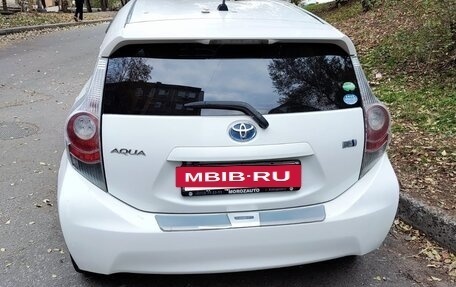 Toyota Aqua I, 2013 год, 730 000 рублей, 3 фотография