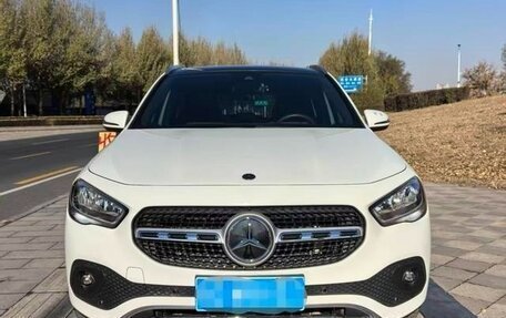 Mercedes-Benz GLA, 2022 год, 2 813 000 рублей, 2 фотография