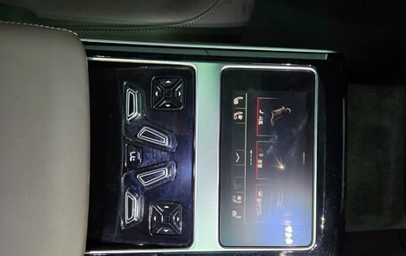 Audi A8, 2021 год, 5 200 000 рублей, 15 фотография