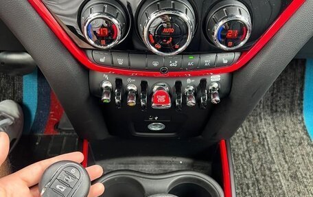 MINI Countryman II (F60), 2021 год, 3 190 000 рублей, 13 фотография