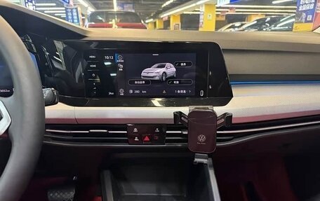 Volkswagen Golf VIII, 2021 год, 1 318 000 рублей, 11 фотография