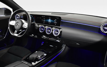 Mercedes-Benz CLA, 2019 год, 3 390 000 рублей, 12 фотография