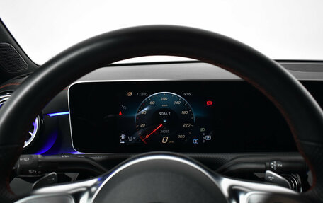 Mercedes-Benz CLA, 2019 год, 3 390 000 рублей, 18 фотография