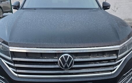 Volkswagen Touareg III, 2021 год, 4 000 000 рублей, 4 фотография