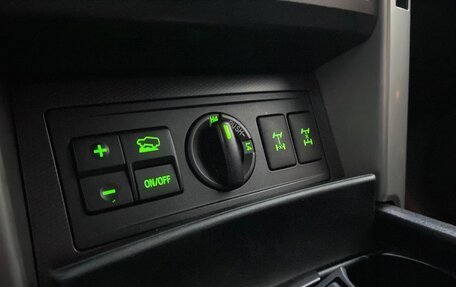 Toyota Land Cruiser Prado 150 рестайлинг 2, 2010 год, 2 740 000 рублей, 13 фотография