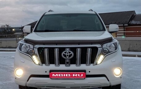 Toyota Land Cruiser Prado 150 рестайлинг 2, 2010 год, 2 740 000 рублей, 2 фотография