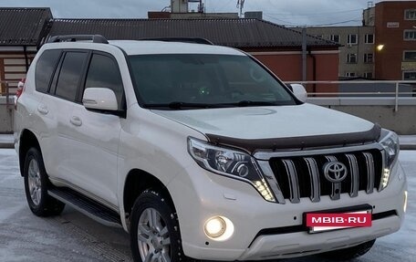 Toyota Land Cruiser Prado 150 рестайлинг 2, 2010 год, 2 740 000 рублей, 3 фотография