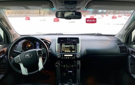 Toyota Land Cruiser Prado 150 рестайлинг 2, 2010 год, 2 740 000 рублей, 10 фотография