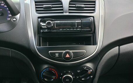 Hyundai Solaris II рестайлинг, 2015 год, 809 000 рублей, 10 фотография