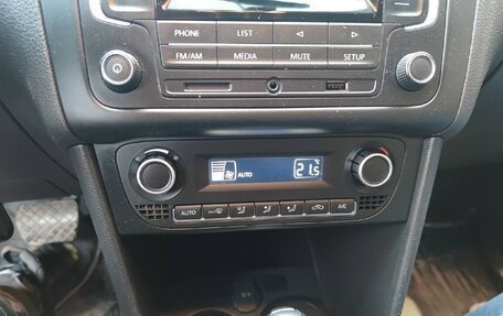 Volkswagen Polo VI (EU Market), 2018 год, 1 099 000 рублей, 20 фотография