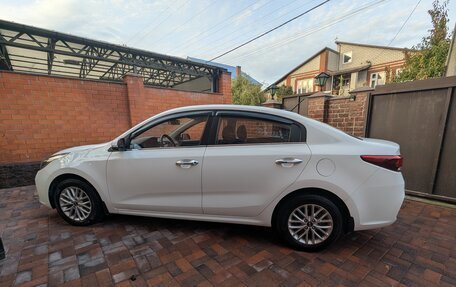 KIA Rio IV, 2017 год, 1 450 000 рублей, 6 фотография