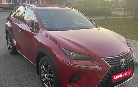 Lexus NX I, 2018 год, 2 300 000 рублей, 1 фотография