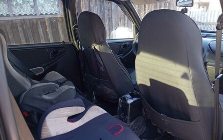 Chevrolet Niva I рестайлинг, 2010 год, 250 000 рублей, 11 фотография