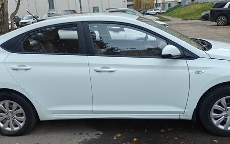 Hyundai Solaris II рестайлинг, 2020 год, 1 299 000 рублей, 6 фотография