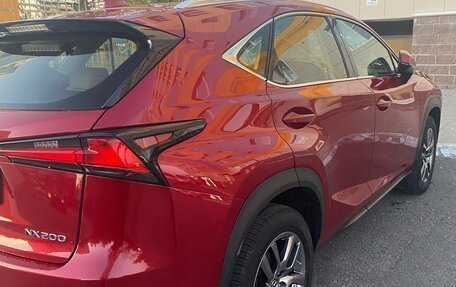 Lexus NX I, 2018 год, 2 300 000 рублей, 5 фотография