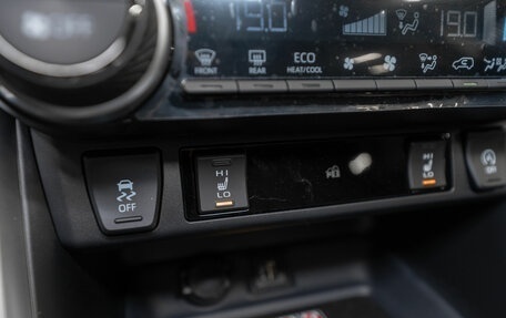 Toyota RAV4, 2025 год, 4 350 000 рублей, 19 фотография