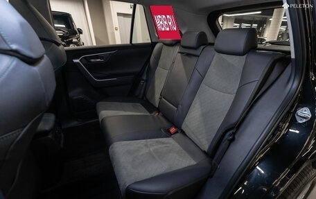 Toyota RAV4, 2025 год, 4 250 000 рублей, 13 фотография