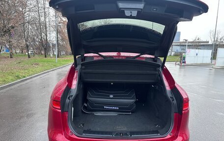 Jaguar F-Pace, 2016 год, 2 420 000 рублей, 16 фотография