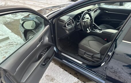 Toyota Camry, 2019 год, 2 620 000 рублей, 7 фотография