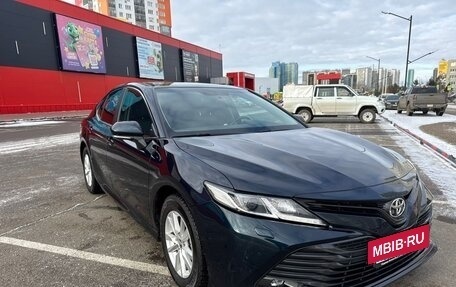 Toyota Camry, 2019 год, 2 620 000 рублей, 6 фотография