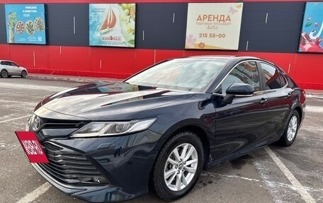 Toyota Camry, 2019 год, 2 620 000 рублей, 4 фотография