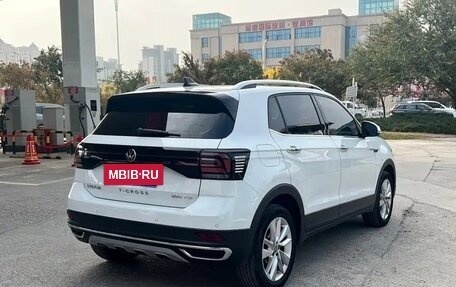 Volkswagen T-Cross I, 2022 год, 1 640 000 рублей, 5 фотография