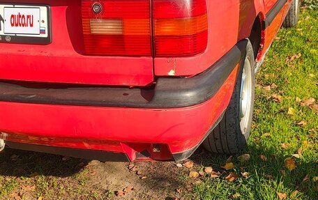 Volkswagen Passat B4, 1993 год, 350 000 рублей, 3 фотография