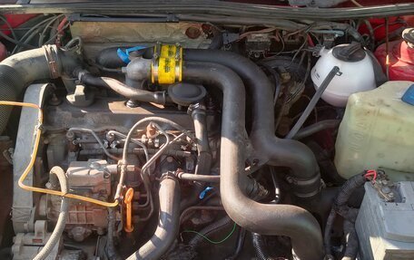 Volkswagen Passat B4, 1993 год, 350 000 рублей, 10 фотография