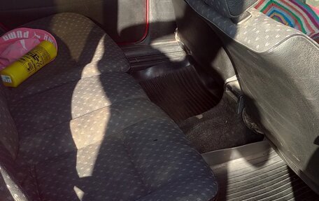 Volkswagen Passat B4, 1993 год, 350 000 рублей, 5 фотография