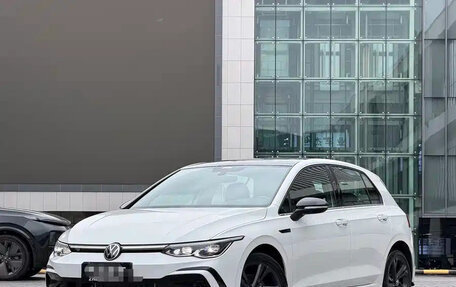 Volkswagen Golf VIII, 2022 год, 1 889 999 рублей, 1 фотография