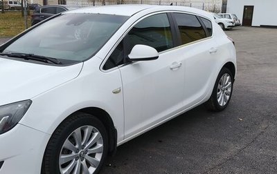 Opel Astra J, 2011 год, 600 000 рублей, 1 фотография