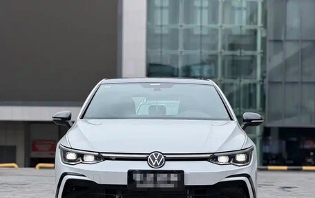 Volkswagen Golf VIII, 2022 год, 1 889 999 рублей, 2 фотография