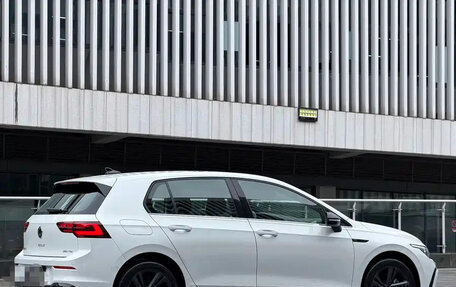 Volkswagen Golf VIII, 2022 год, 1 889 999 рублей, 15 фотография