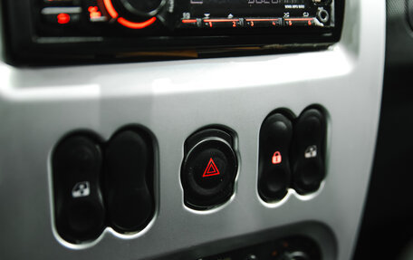 Renault Sandero I, 2013 год, 750 000 рублей, 14 фотография